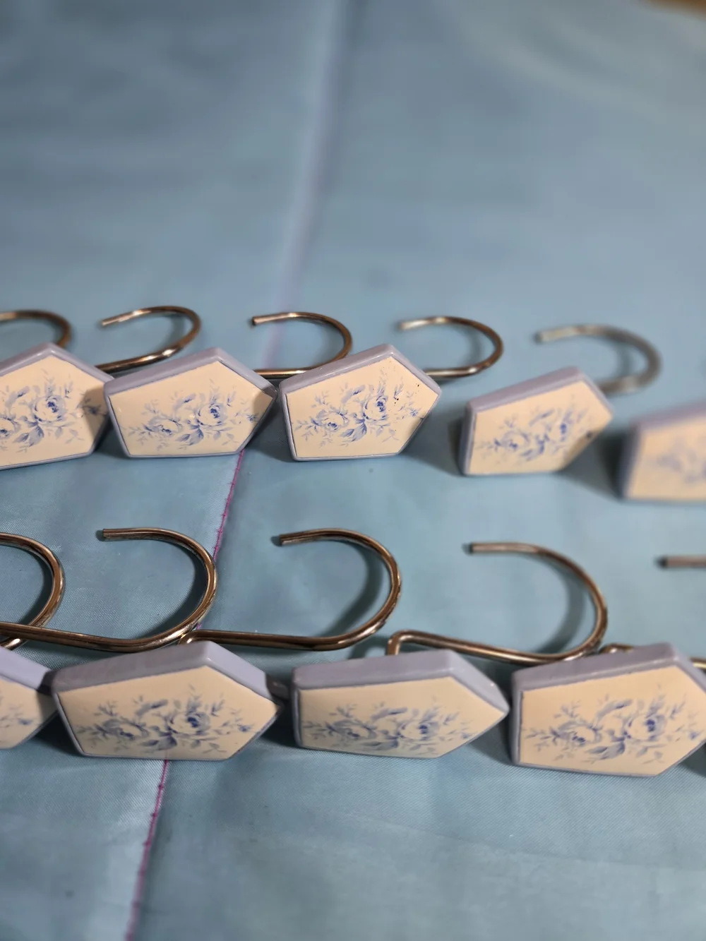 Set Of 12 Old Fashioned Granny Core Shower Hooks With Beautiful Blue Flowers
